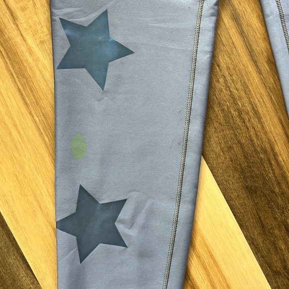 Ultracor Bundle (2 Pairs) Size Small Blue Star‎ and Silver Leopard - Picture 3 of 8